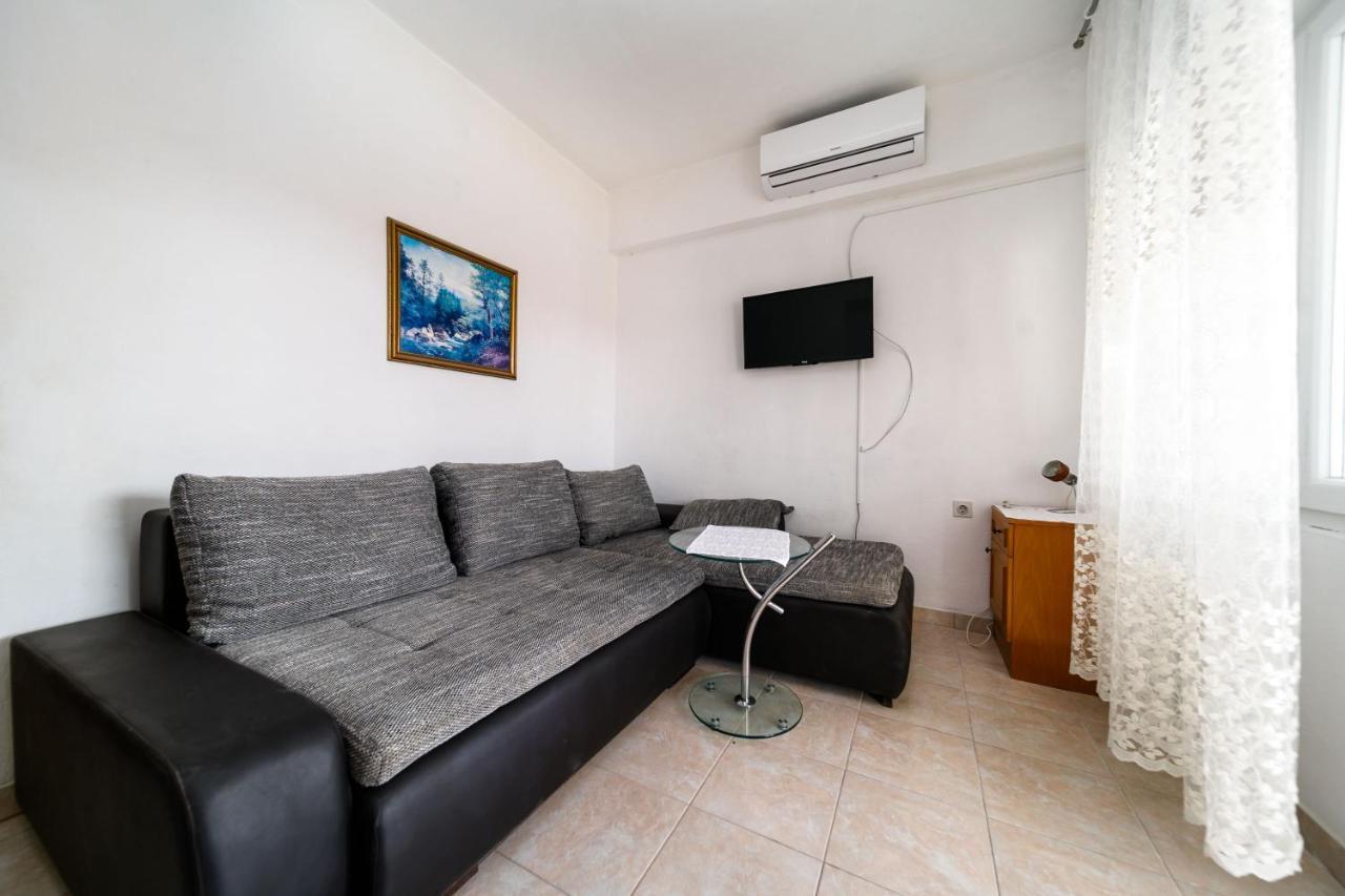 Appartement Marie I Nikola à Krk Town Extérieur photo