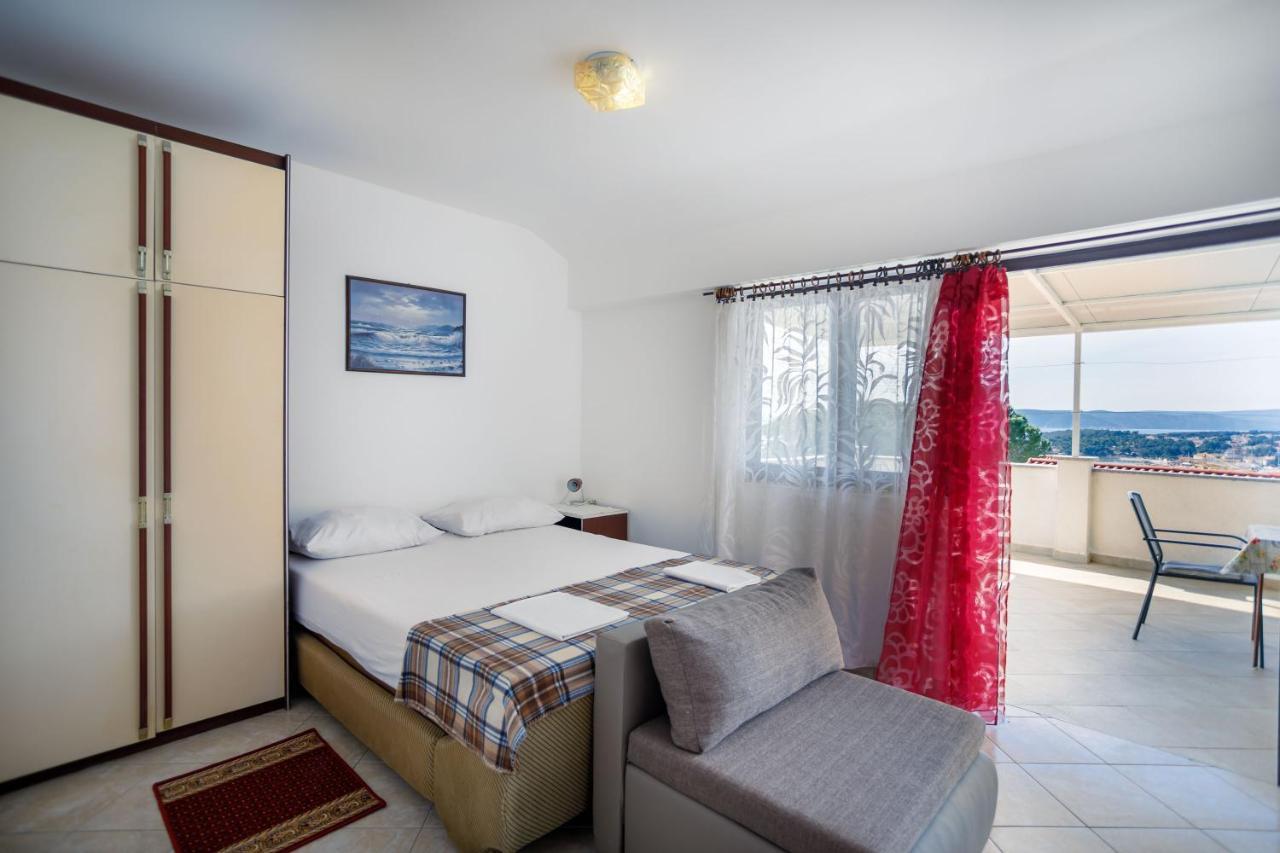 Appartement Marie I Nikola à Krk Town Extérieur photo